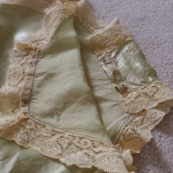 ANTIQUE 1920S ART DECO SILK STEP IN TEDDY WITH LACE! - Picture 3 of 16